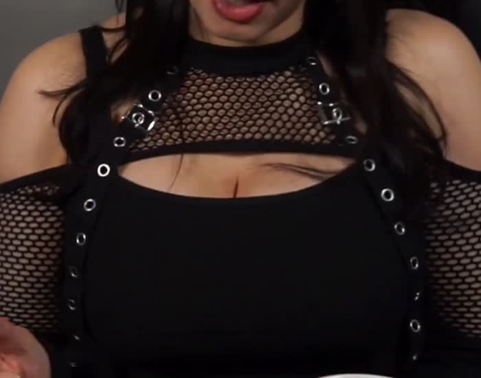 b32bd7c8a066e995e99b56055f873cf3e08bfb9d058b42927bbf1256ab7ce417 thumbnail