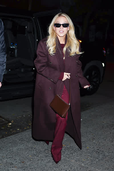 b698336423cba009e4e2ba61b1ab562c9917860990afc74d8cf0b1c20d0058b4 thumbnail