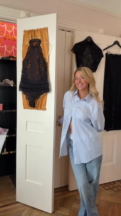 Sydney Sweeney Big Tits Nude - Sydneysweeney Titties Videos