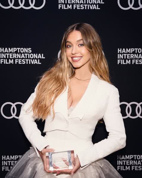 eec1e8fd29fd91e633ecb80b22e23bcb43ffce7b1a5062745ad25a687893557b thumbnail