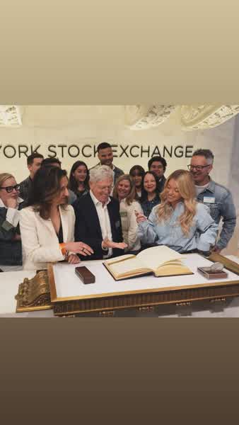 99563c00829a6ff3c09f04066cd8b71e0e2d592a63c975da357cafbbba8d2548 thumbnail