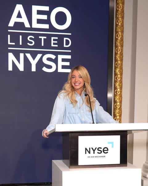 c226a51d1c8e2b7596b37d395660d3995d6abd2ba1214ad5419639745ebe6b45 thumbnail