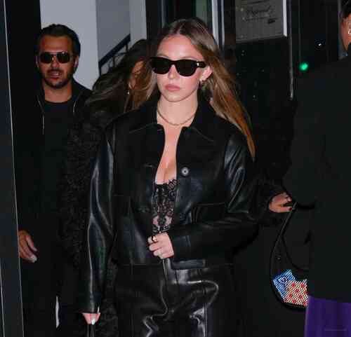 3ac8e9240a6d580c828475d8d202e538798459de05739c354e12b1dc2d865273 thumbnail