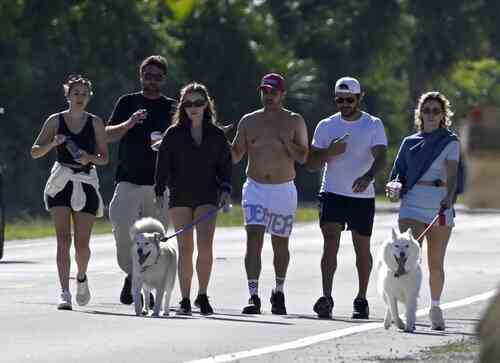 3c10c06dd9bef31078213e0bdea97ebca3f2d51d9a2d20ec05b07cd13e17d418 thumbnail