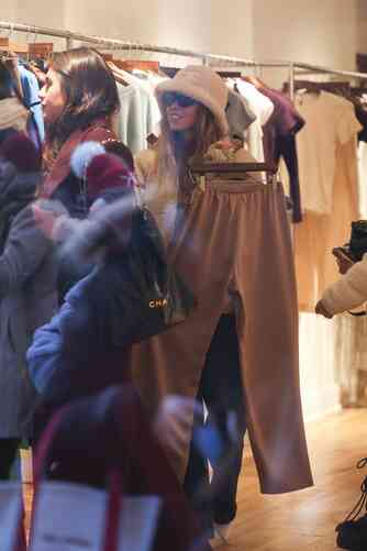 3e5345496a4d93effe30029747fe6001233eb9783a8a3d85c03912165a3e444b thumbnail