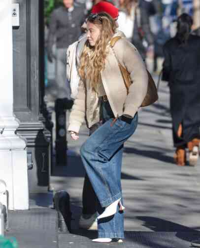 4024944594fc570dc6a31b9549d5c7853d831d5e55f481c515543fef8b38c529 thumbnail