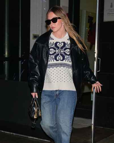 4f3399d3635c556aaee29806086583dd0393927f9536abe64934e5cb27d501ec thumbnail