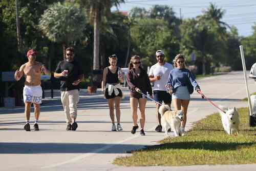 aef6d20cc9d61e7aec3f3ff94cdf06681c77f17af2daaa129dd2e0a42711c5ab thumbnail