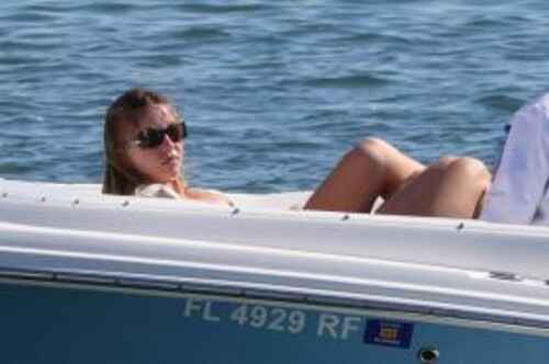 b8c444284caa0d56af83e93fa7aaa2aa40968fd3a8bfc61287fc9446f1755aa5 thumbnail