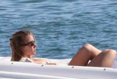 ce64471d51843f4d782dd56d560dcf127a4e03e498e0fc451e21142f71c3b0bc thumbnail