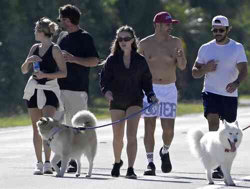 d81b4b78e3ac55fd506e84fd0766e27251404f8025a1d5cc7d8c0ebadb3b301a thumbnail