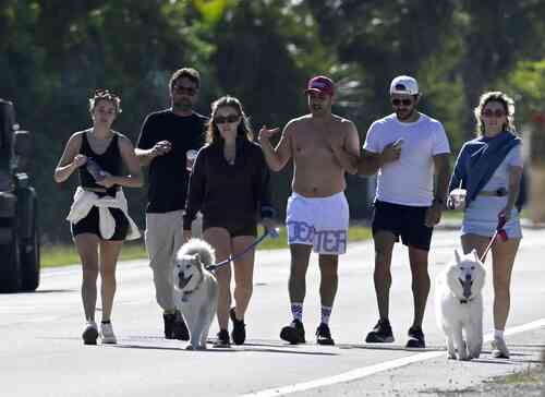 ee57101f85c28f5f81d9bcef60bf65fb6d2d696dff6d21430fcaac00aa1aeffa thumbnail