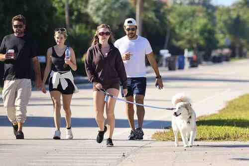 ee93f63948f5910cd337bae493531ee273ba3c81fb32e722dd4a6ee292efaefd thumbnail