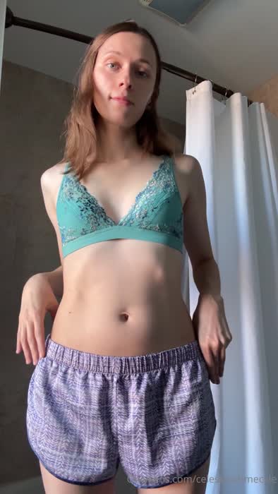 0a0516c176d8e04be8aecb21d3c741c7e7fd2d75dbfe7e2f7cda21d7d4fd478f thumbnail