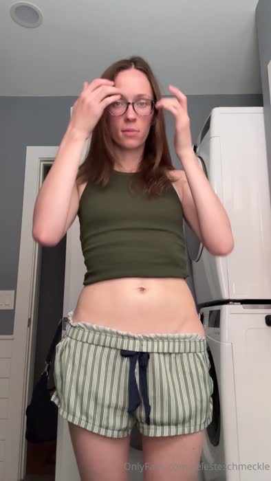 a281acb4bb0b05c2cff43e80b0d6cd8bb7491f5c2b2575045dfe7e10f76ab8ac thumbnail