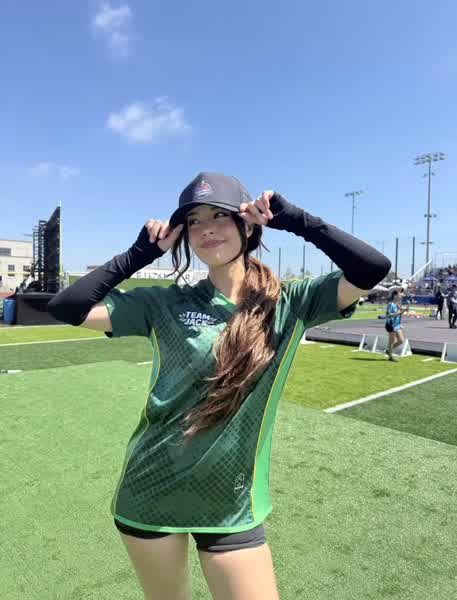 6d0d4939e445e09f4ba3116b7b601d4ce5d87e3b797d5423911308ffd8110367 thumbnail