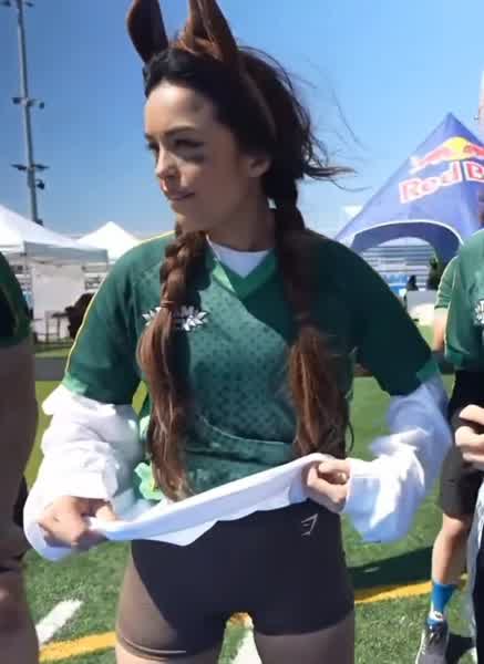 f29b66b1f65515d04d81f91127f5999dc800231dfb93d2fc665f1e711e78a34a thumbnail