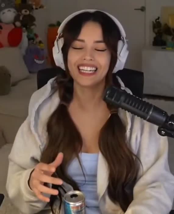 ffae089b2c0347d2665833d2cec371ef821f82bf403fab7e9bfef0fa501b15ef thumbnail