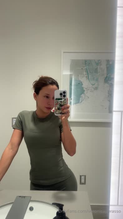 3ae45c74f1ef1feab577e19d211d65549df651b6cf416755824e21be0f8333fc thumbnail