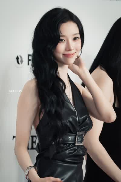 00a2e48a0d1020904945aa5ee8cded9aebc418c6242b2fd6f14f8b92aeae101c thumbnail