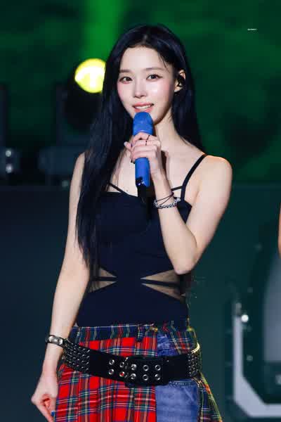 01397852b9f47c1d2423769abdb44604167d416c00ef7748b4b264b1c0aa674a thumbnail