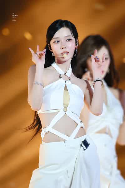 3c5c575f88f3be7116a40fea0df9f1aa1a10b7dd651fc1a4690d3d85ba7084d8 thumbnail