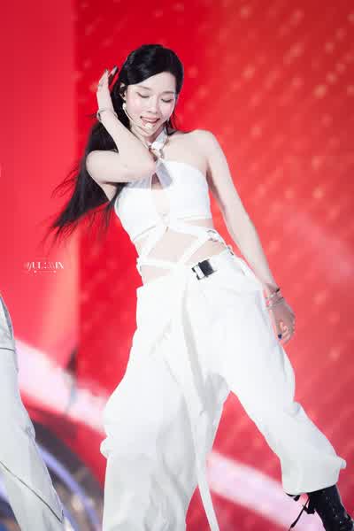 4859e7724476013cfbb1b3500d8f205a05385ed158a9136d2fb68e21a5ae6512 thumbnail