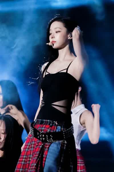 a9618c845ea8fe872b720bd982c15ac96b8f7ccd8fa456fdacfffb05b35fd37f thumbnail