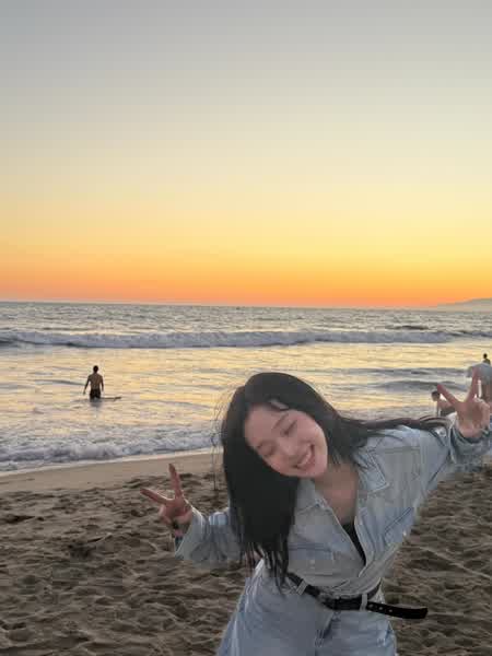 c47dace269669cd0baf61e77c95d80e3e86fa7e32acf297245e53e025a52eee5 thumbnail