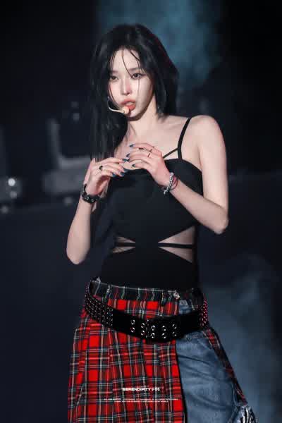 c79888e42ec6f74b62a1c8fbb98c144d10bcdb4b6f1c44422141422b8a988b6c thumbnail