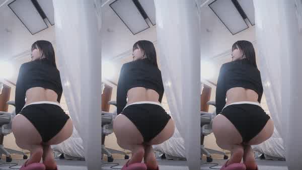 bd35a7633629434def39599cc5d5975e1911b9eb318b2b05a8f2cee4ddc6b9f7 thumbnail