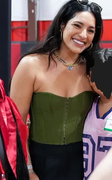 24b2bf2f5e3301ef7e9691aa10065d98bbc15467e1c3971a68dddecf7d2aafbf thumbnail