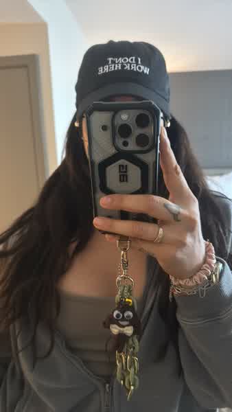 4d3c1798e92688c68dd0cab8db9b6619d69080c09d4631288415e120f3fe91ad thumbnail