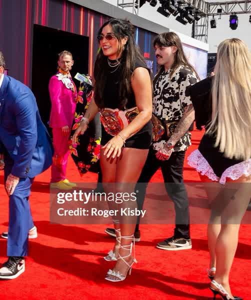 8d3e10f54c23f7122cfc92bd220b077b08f0c16581f43f6237c59e78b7d0b16b thumbnail