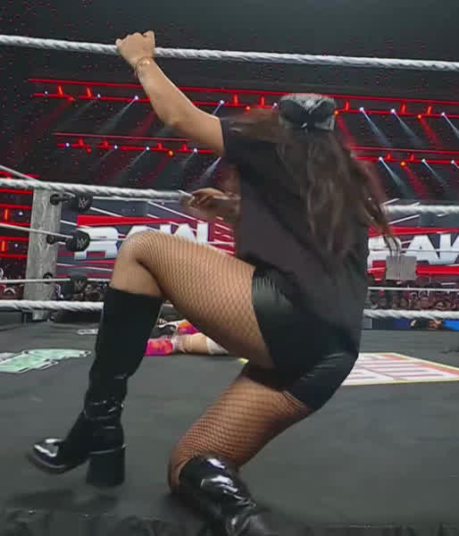 c95cb3ad127208a2ece28ae85bee3cf41077c2bfbd7453efb390feeee99b4cbe thumbnail