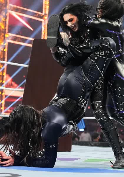 fa55da1e7db378cabe09b7574347841bc2d905076ccff0bf4526e480e2a3afc1 thumbnail