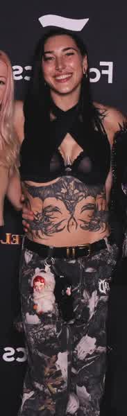 e91193f9fd3146c5a13b1637991d77d7756517e21851038707f0cfcb5a919b3a thumbnail