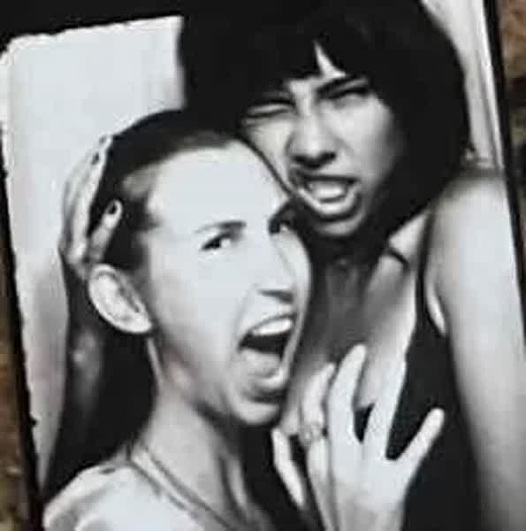 bcbfdea3073d45db394dae9f9b9405d4fc5e6e2393054ee6bd982a85444cc77b thumbnail