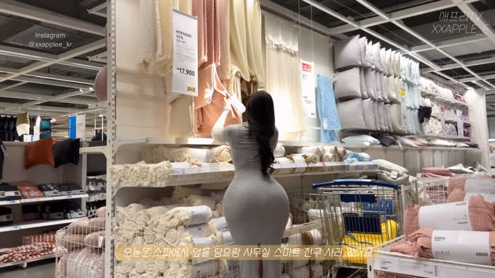 345beb291a817738866d760704ef769d3593252df11b8f6c3cdcebb0d43d0b9a thumbnail