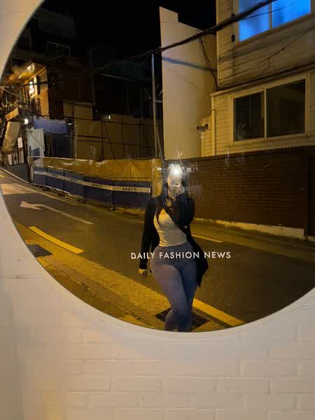 76638f43763943f2580460d2abbf620bf0abb7346b628f43cbaa9b636cc3904f thumbnail