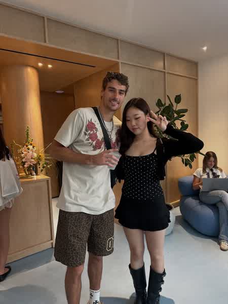 ec772178dc61cca1c4186b112f48dd716da0002e73307d881de07cdeaae40b8d thumbnail