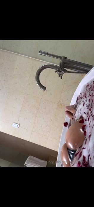 c7a2e617c6b14335ac5fe84e538523a12f6ab6470f23c1ca255785caae30de1f thumbnail