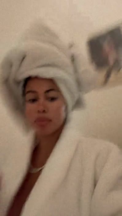 4ce424b2a82f4dcdccd6c86f330d73b1ac99ccfd60e636b46b0cdd9a032c0465 thumbnail