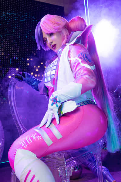 e889ac09f739c5576b91ed1e92418b8d8870bb48864b1f1cf2ed96270c7967b2 thumbnail